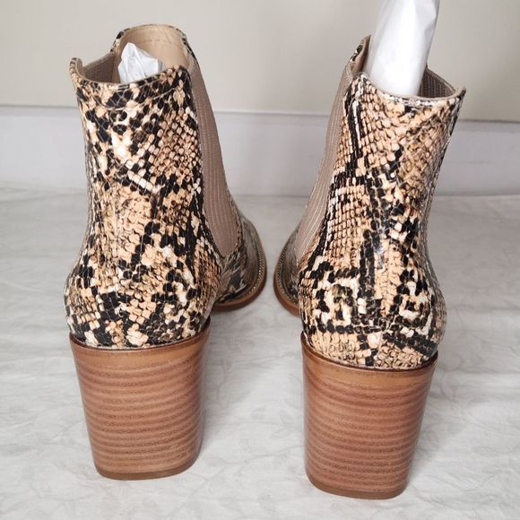 Vince Camuto Snakeskin Chelsea boots - Picture 7 of 12